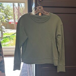 Frank & Eileen green sweatshirt size Medium, good conditon